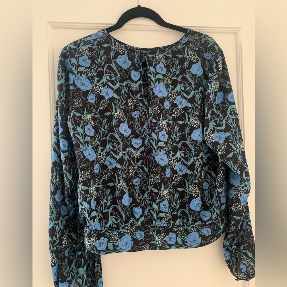 Floral Blue Long-Sleeve Women’s Top